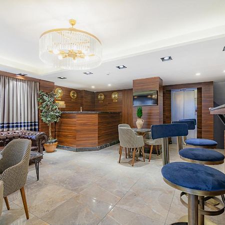 La Palace Suites Sisli Istanbul Exterior photo
