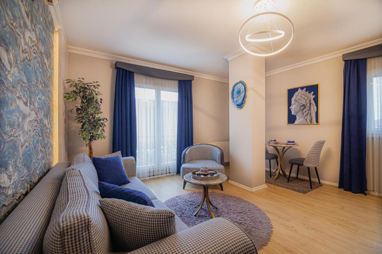 La Palace Suites Sisli Istanbul Exterior photo