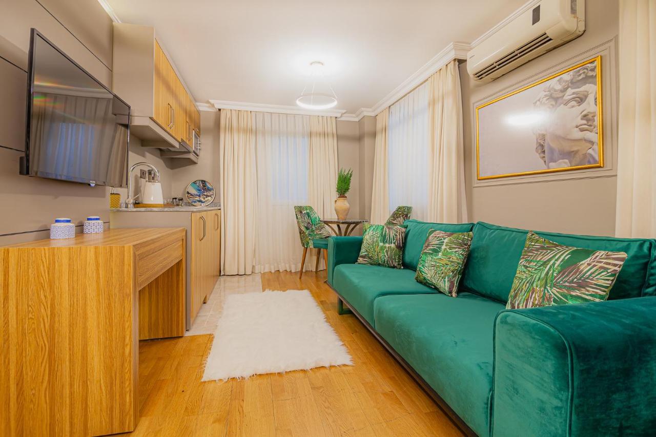 La Palace Suites Sisli Istanbul Exterior photo